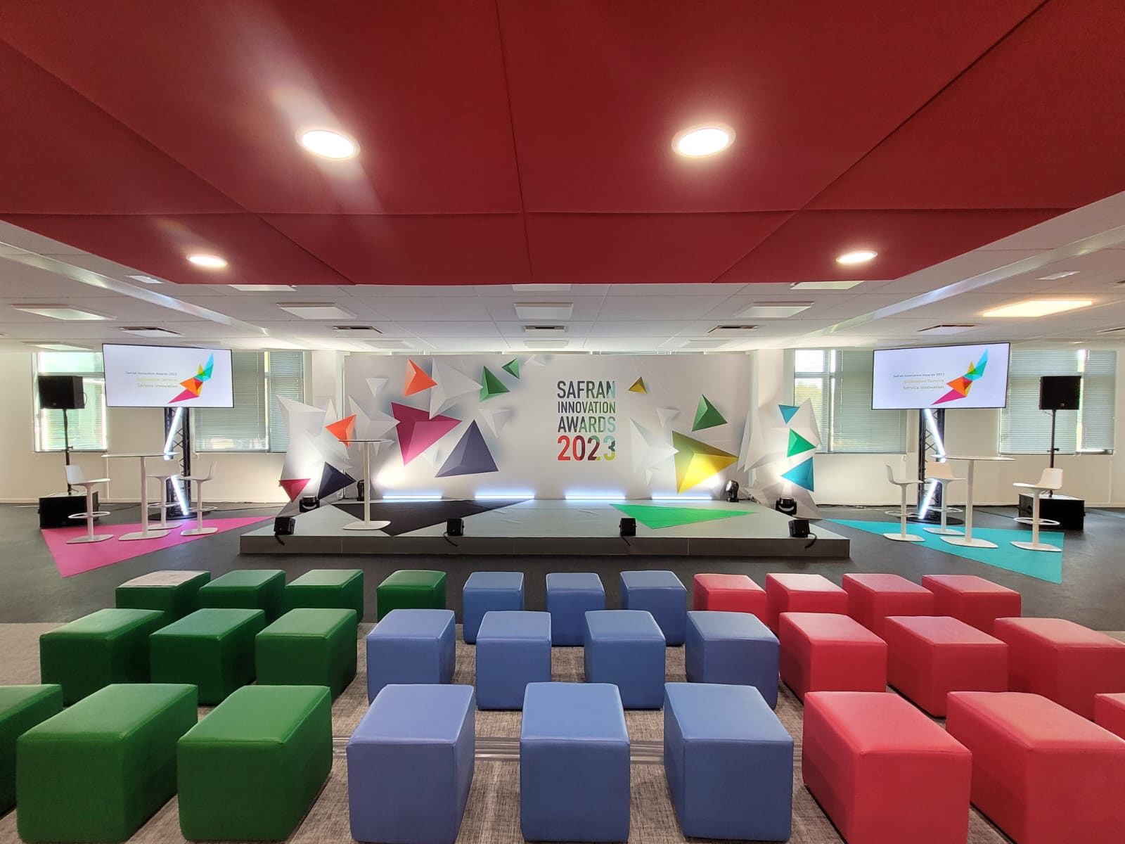 EGG events - Agency - Case story : Safran scene installation
