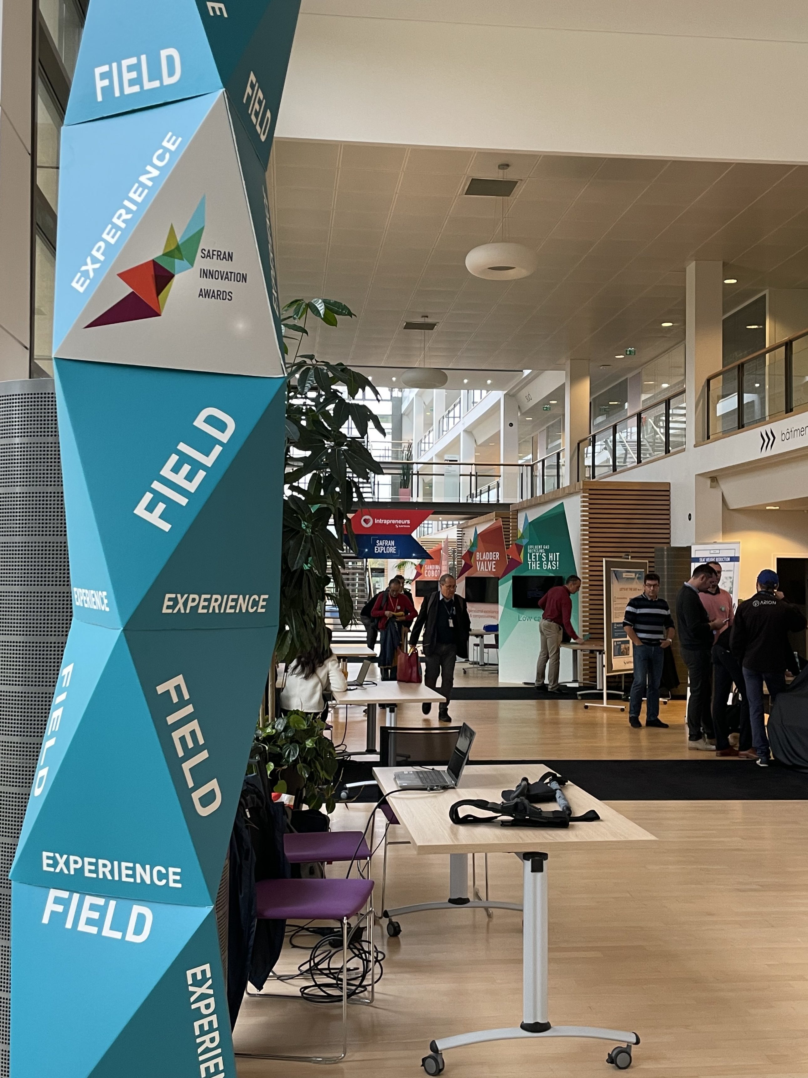 EGG events - Agency - Case story : Safran event decorations