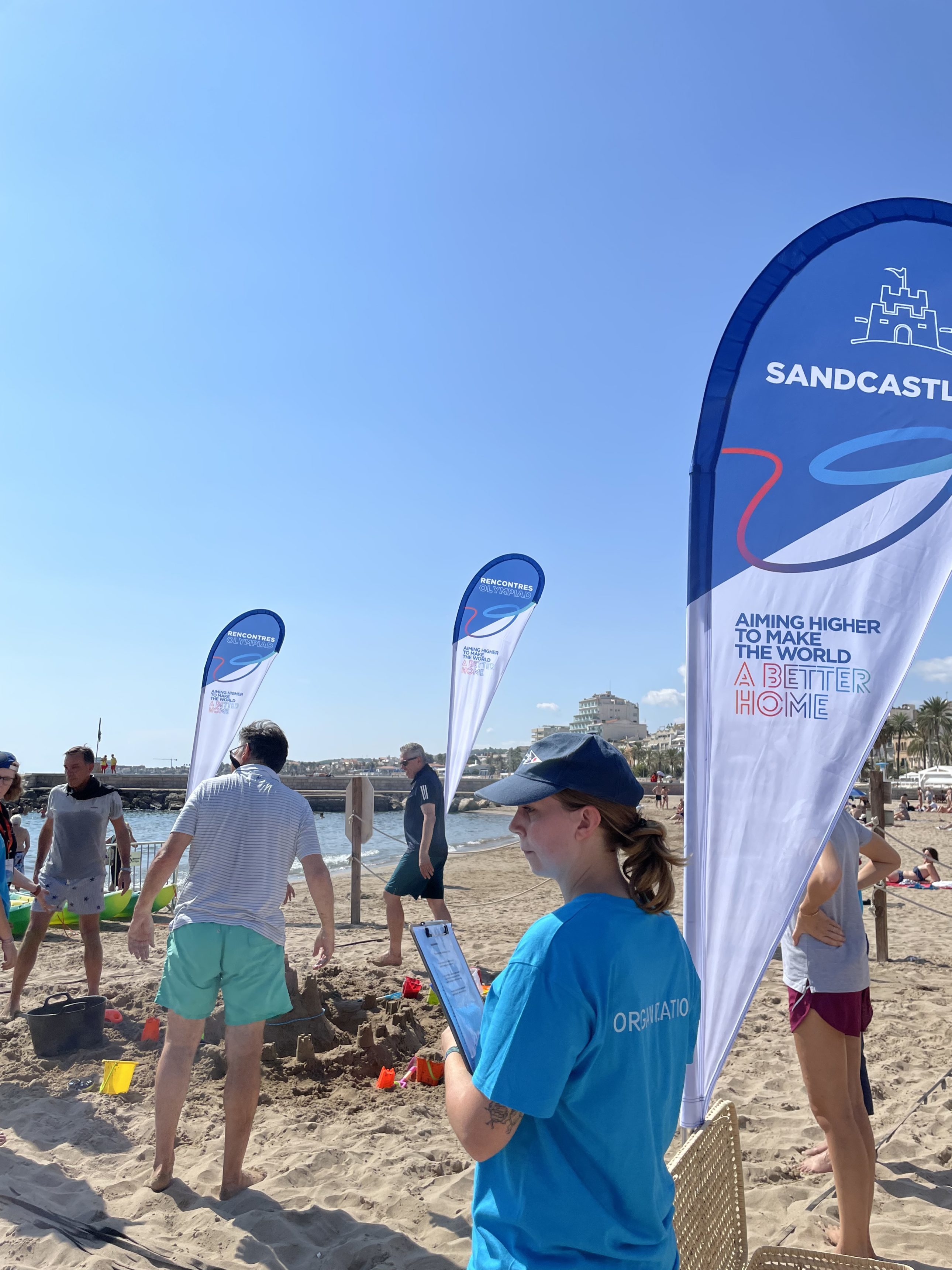EGG events - Agency - Case story : Saint-Gobain team on the beach