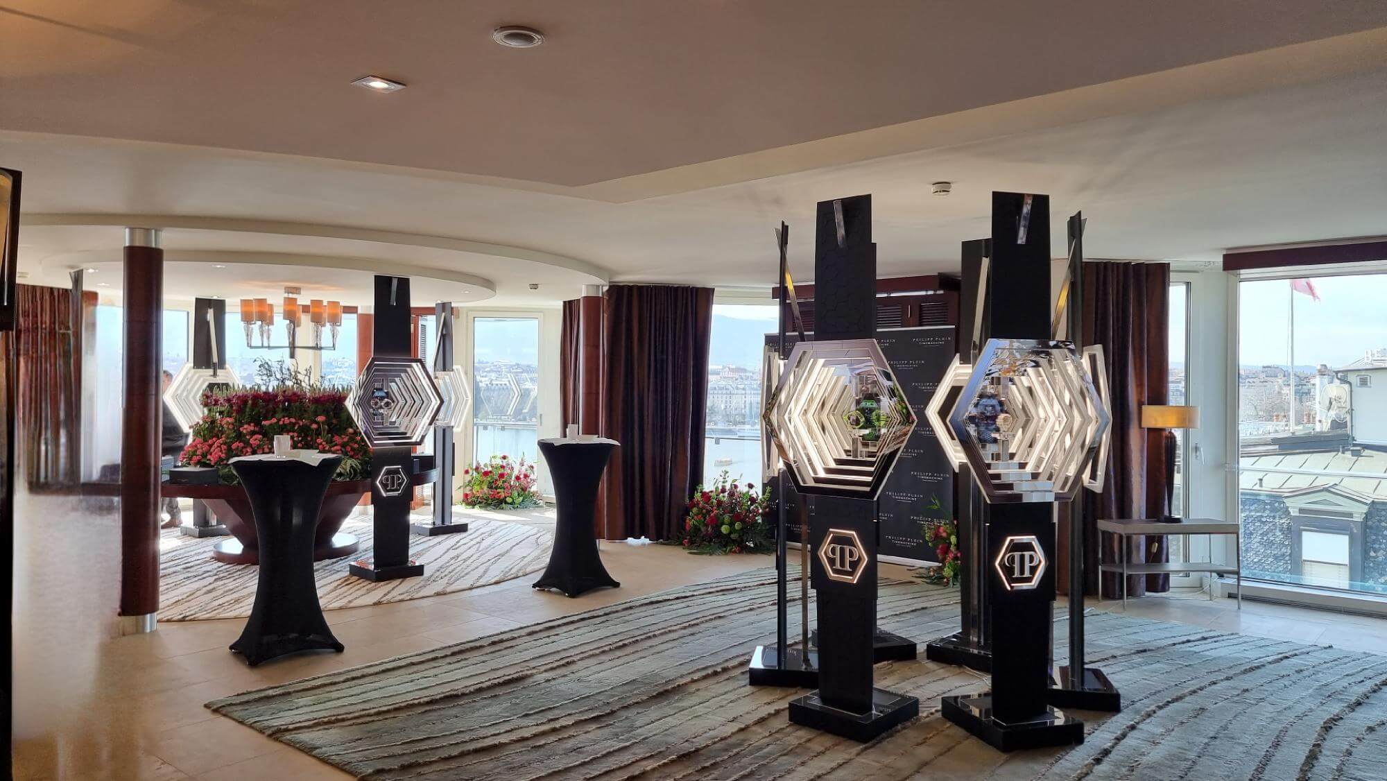 EGG events - Agency - Case story : Philipp Plein event and logo design